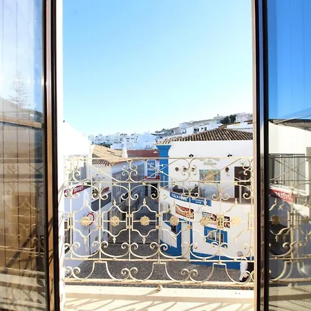 Rare 2 In The Historic Center - 110m To Daire