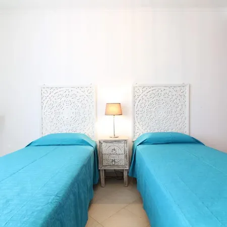 Old Town Oasis 110m To Beach, Ac&2 Bathrooms By Vou De Apartamento Albufeira