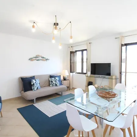 Апартаменти Old Town Oasis 110m To Beach, Ac & 2 Bathrooms By Vou De Ferias Албуфейра