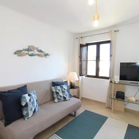 Daire Rare 2 In The Historic Center - 110m To Albufeira